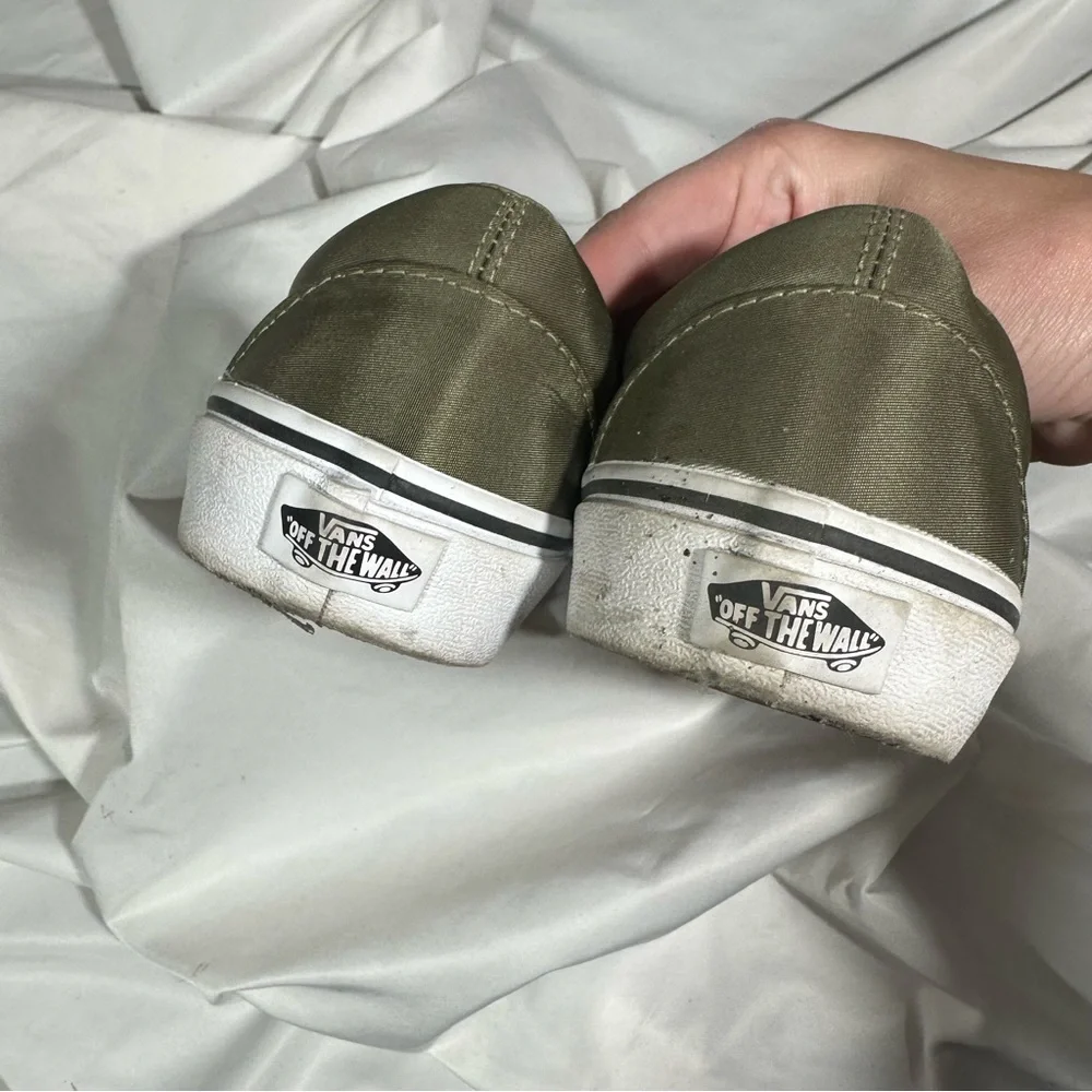 EUC Vans Olive Green Slip-On Shiny Sneakers SZ US 8.5‎